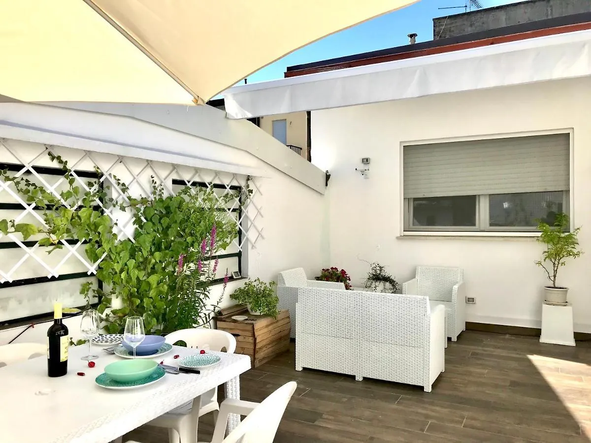 Stanza E Bagno Privato, Idromassaggio Con Extra Fee, In Appartamento Ferrare Couette-café