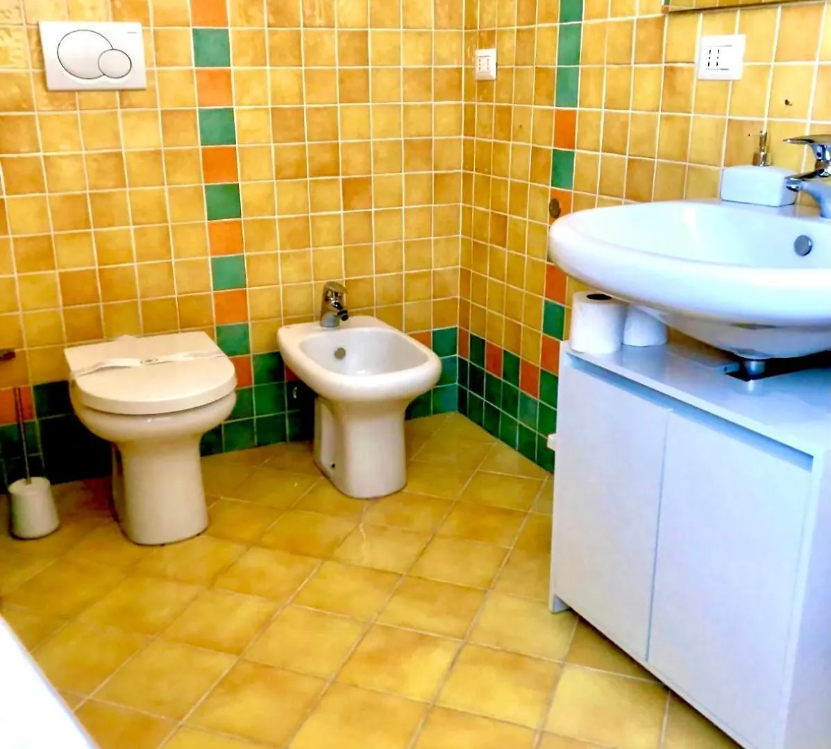 Stanza E Bagno Privato, Idromassaggio Con Extra Fee, In Appartamento Ferrara Bed & Breakfast