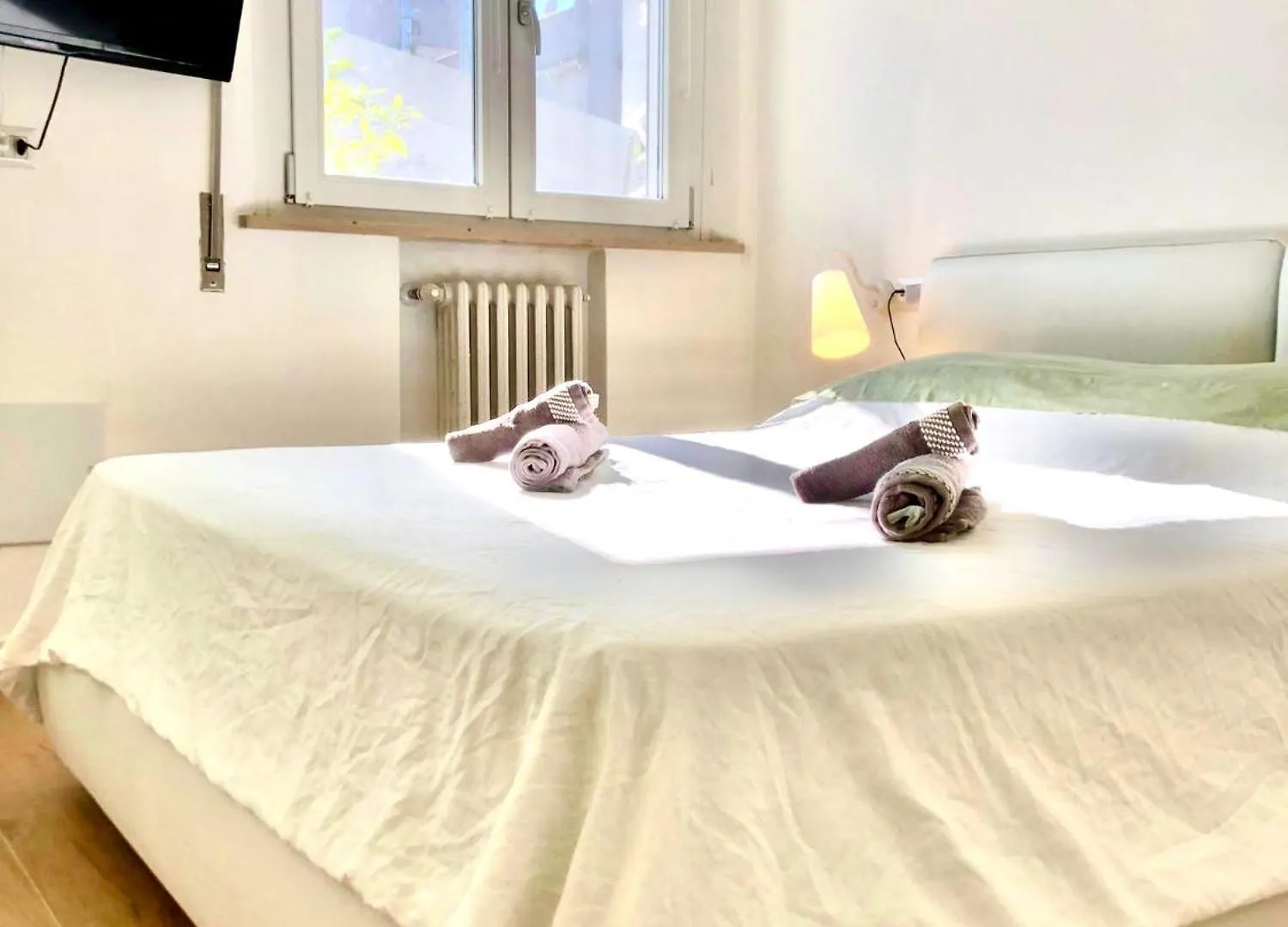 Stanza E Bagno Privato, Idromassaggio Con Extra Fee, In Appartamento Ferrara